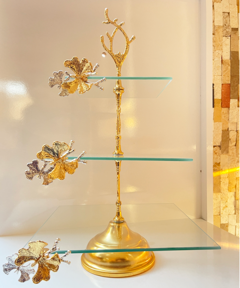 Square glasss butterfly stand suitable for home decor and also for occasions